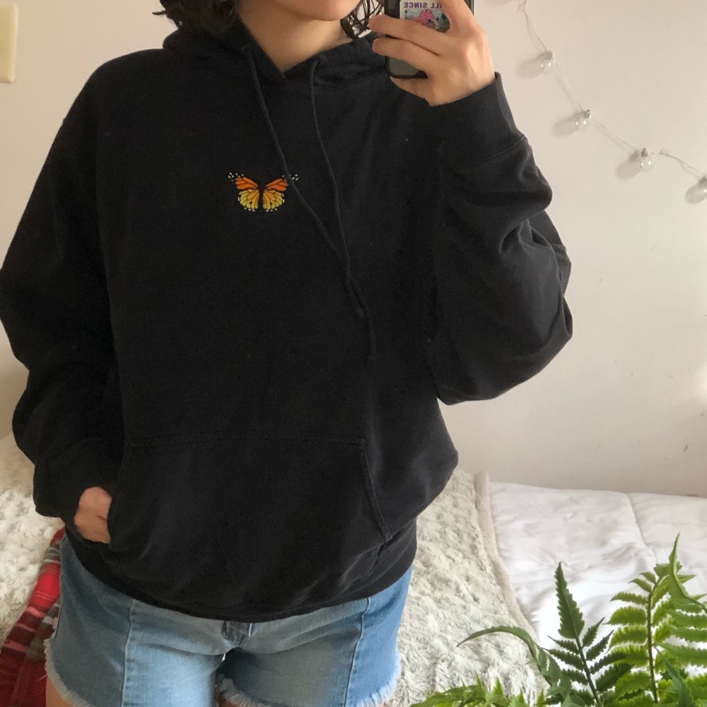 BLACK BUTTERFLY BRANDY MELVILLE HOODIE